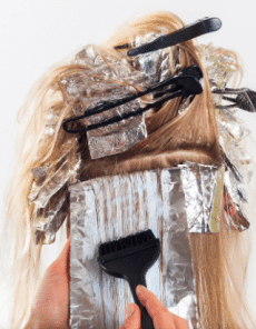 Cheveux colorés naturellement : conseils d’été de nos coiffeurs à Barberaz
